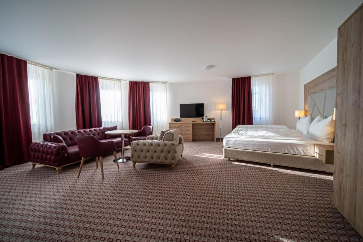 Ee Hotel Kassel Ngoại thất bức ảnh